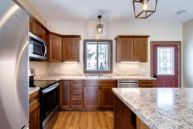 $299,900 | 411 Bullis Street, Kenyon, MN 55946