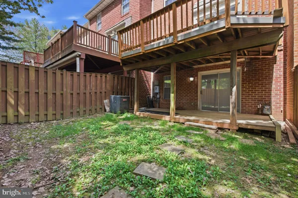 $590,000 | 46601 Carriage Court, Sterling, VA 20164