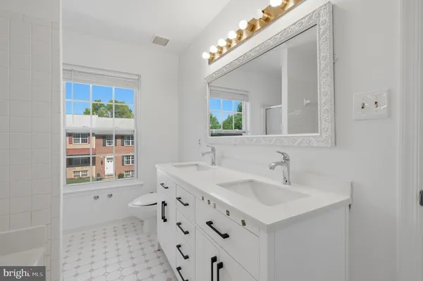 $590,000 | 46601 Carriage Court, Sterling, VA 20164