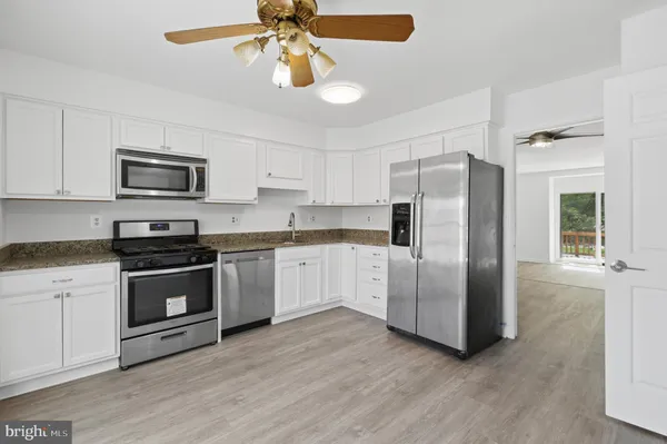 $590,000 | 46601 Carriage Court, Sterling, VA 20164