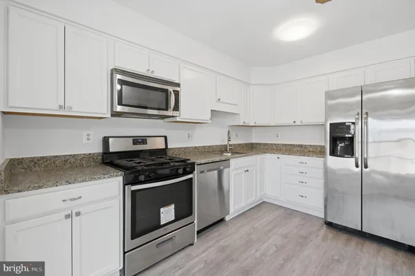 $590,000 | 46601 Carriage Court, Sterling, VA 20164