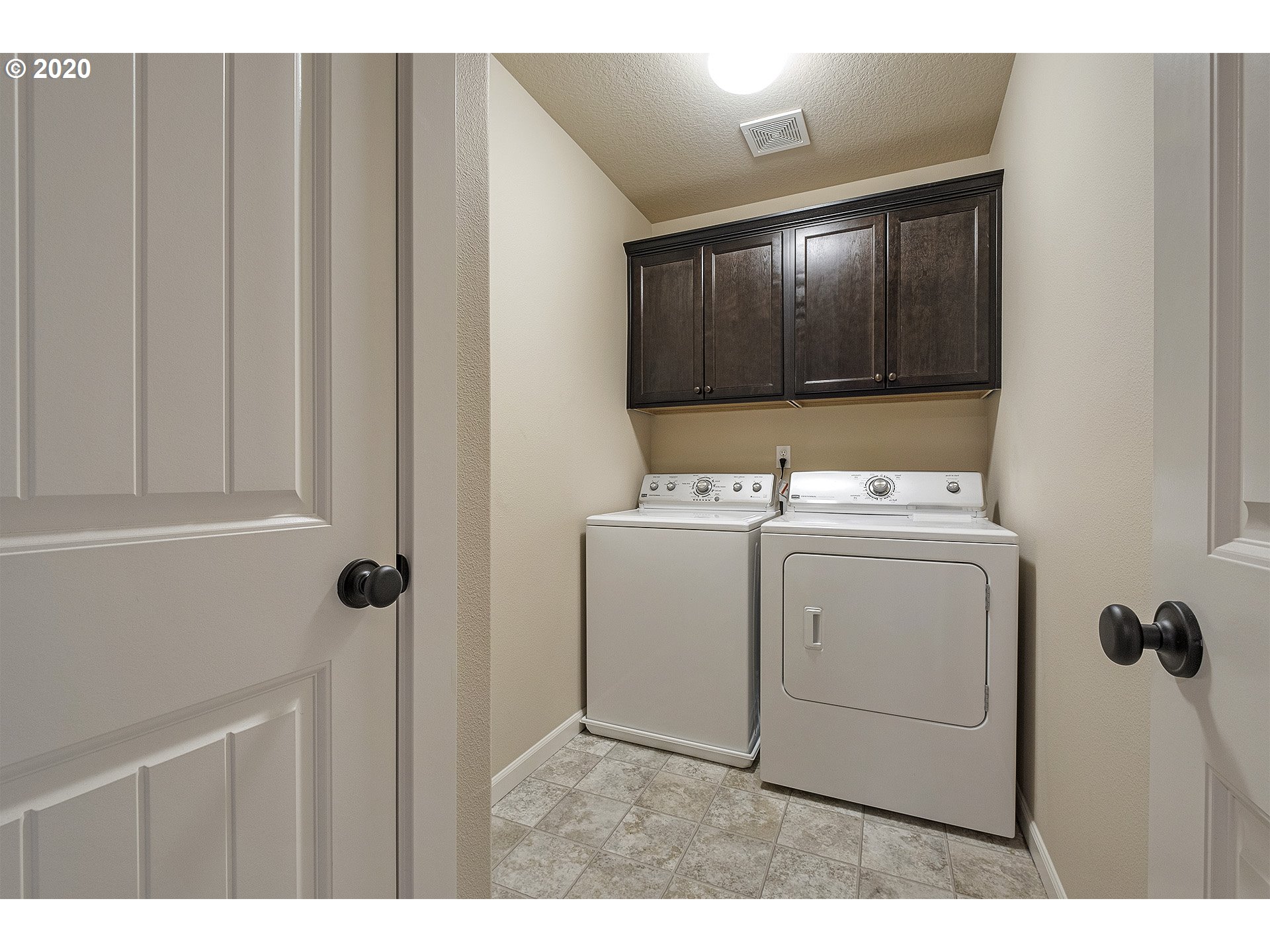 14013 South Caufield Road Oregon City, OR 97045 - Photo 2 of 25 Gallery Image 2