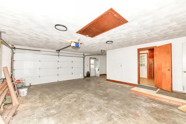 $249,900 | 2496 East 500 South, Anderson, IN 46017