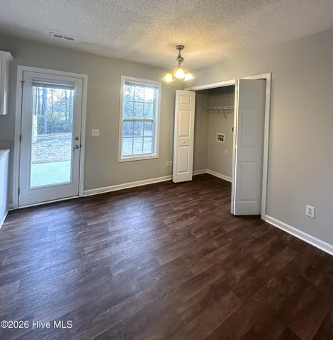 $1,750 | 4836 Acres Drive, Wilmington, NC 28411