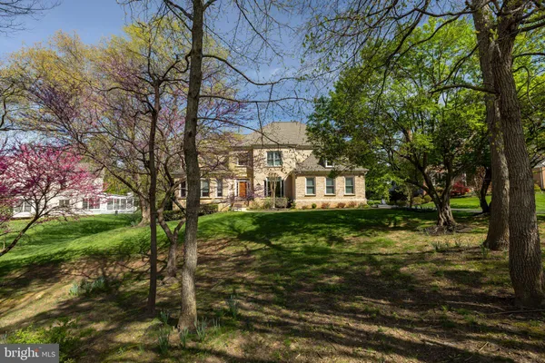 $2,690,000 | 1411 Woodhurst Boulevard, McLean, VA 22102