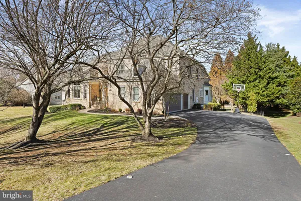 $2,690,000 | 1411 Woodhurst Boulevard, McLean, VA 22102