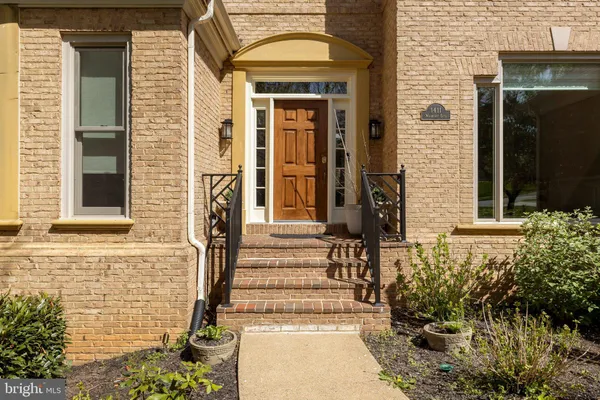 $2,690,000 | 1411 Woodhurst Boulevard, McLean, VA 22102