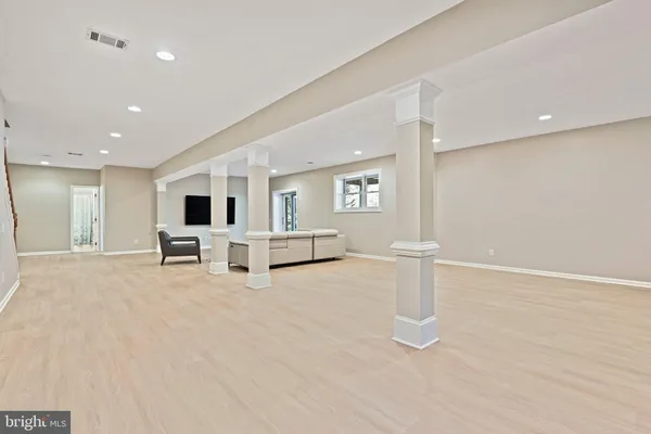 $2,690,000 | 1411 Woodhurst Boulevard, McLean, VA 22102