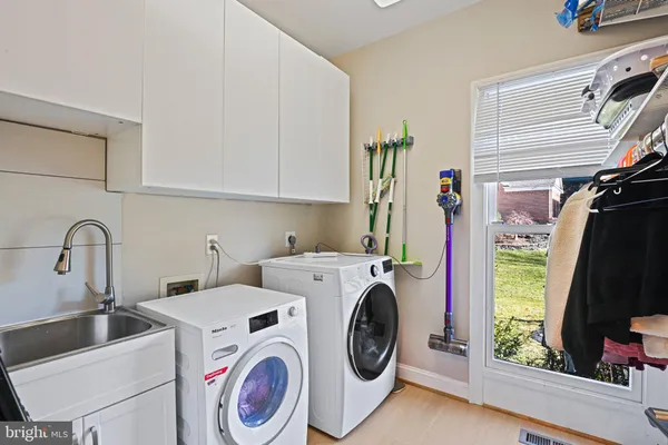 $2,690,000 | 1411 Woodhurst Boulevard, McLean, VA 22102