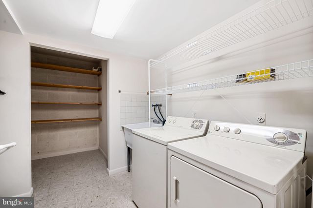 $245,000 | 3 Bailiffs Court, Unit 302, Lutherville-Timonium, MD 21093