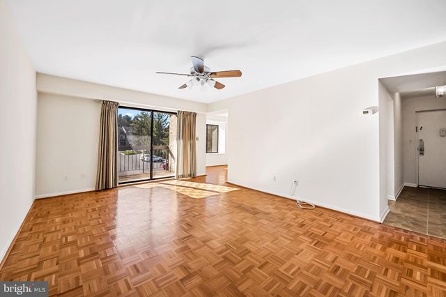 $245,000 | 3 Bailiffs Court, Unit 302, Lutherville-Timonium, MD 21093