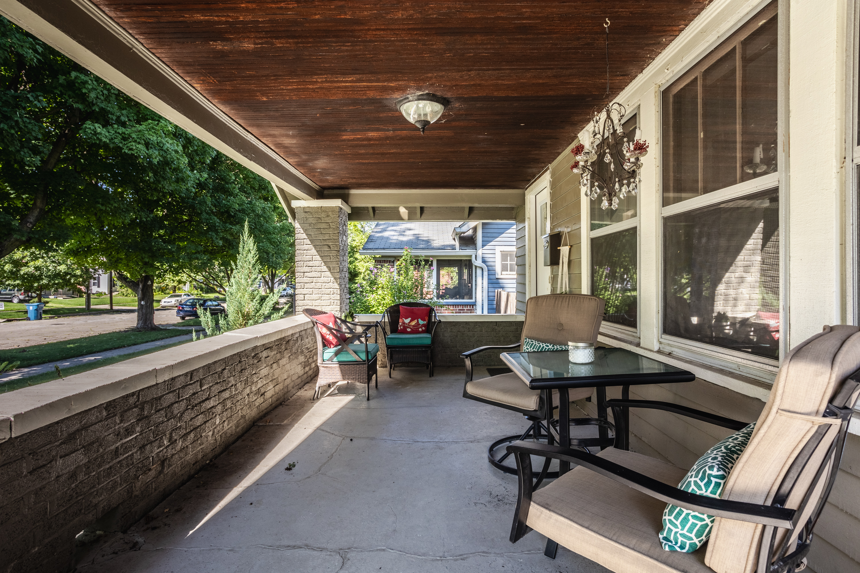 314 Berkley Road Indianapolis, IN 46208 - Photo 4 of 36 Gallery Image 4