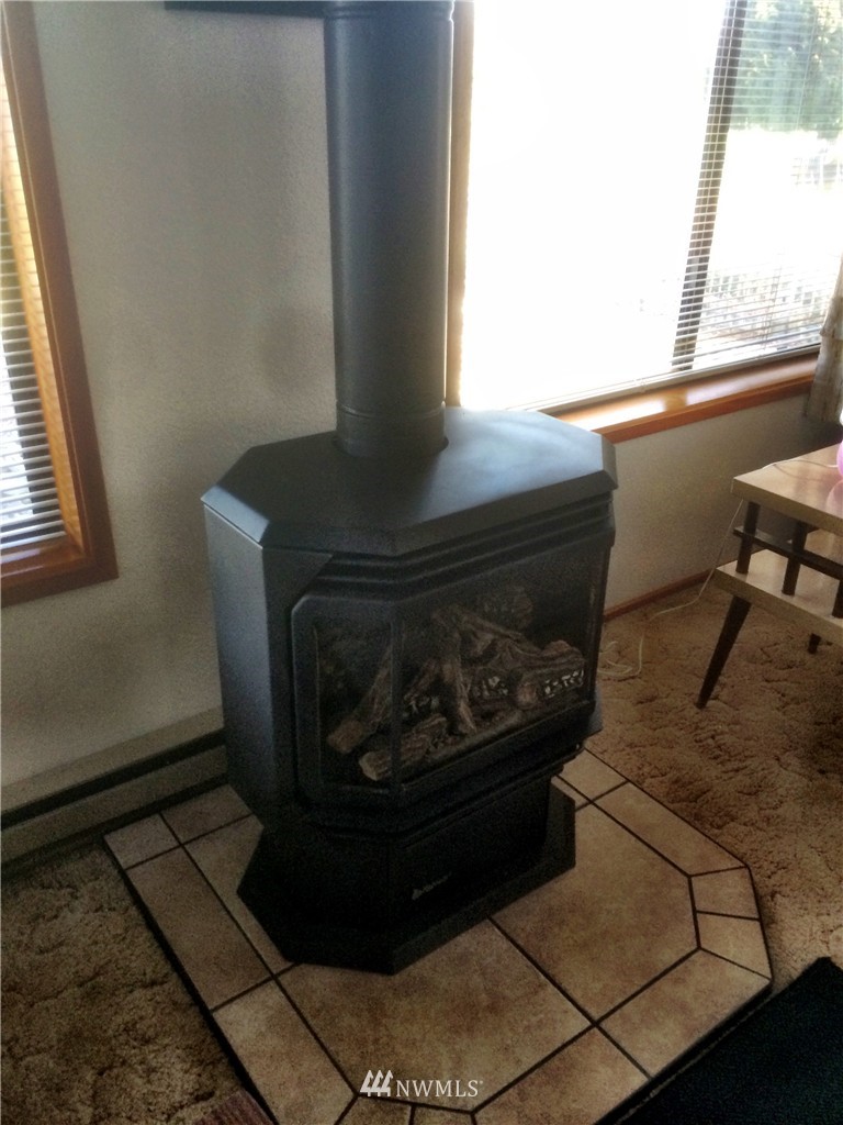 8124 Sehome Road Blaine, WA 98230 - Photo 3 of 24 Gallery Image 3