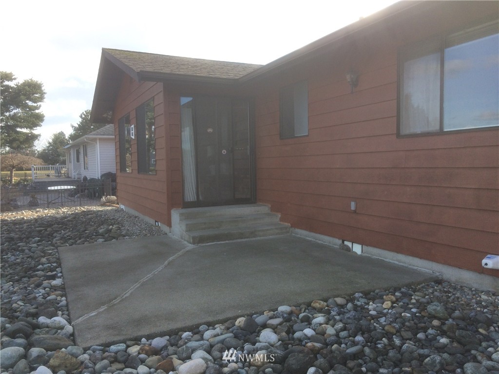 8124 Sehome Road Blaine, WA 98230 - Photo 10 of 24 Gallery Image 10