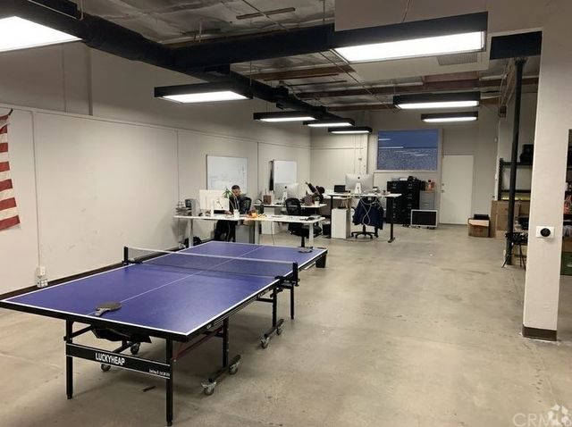 $2,000,000 | 3184 Airway Avenue, Unit B, Costa Mesa, CA 92626