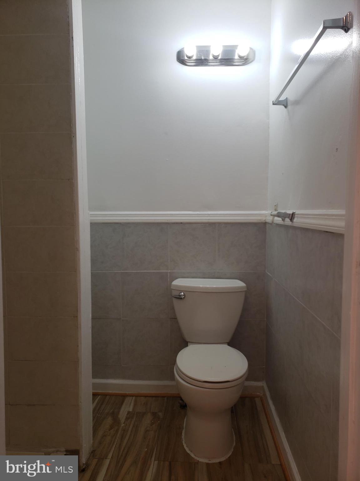 1010 Addison Road South Capitol Heights, MD 20743 - Photo 9 of 28 Main level first bathroom