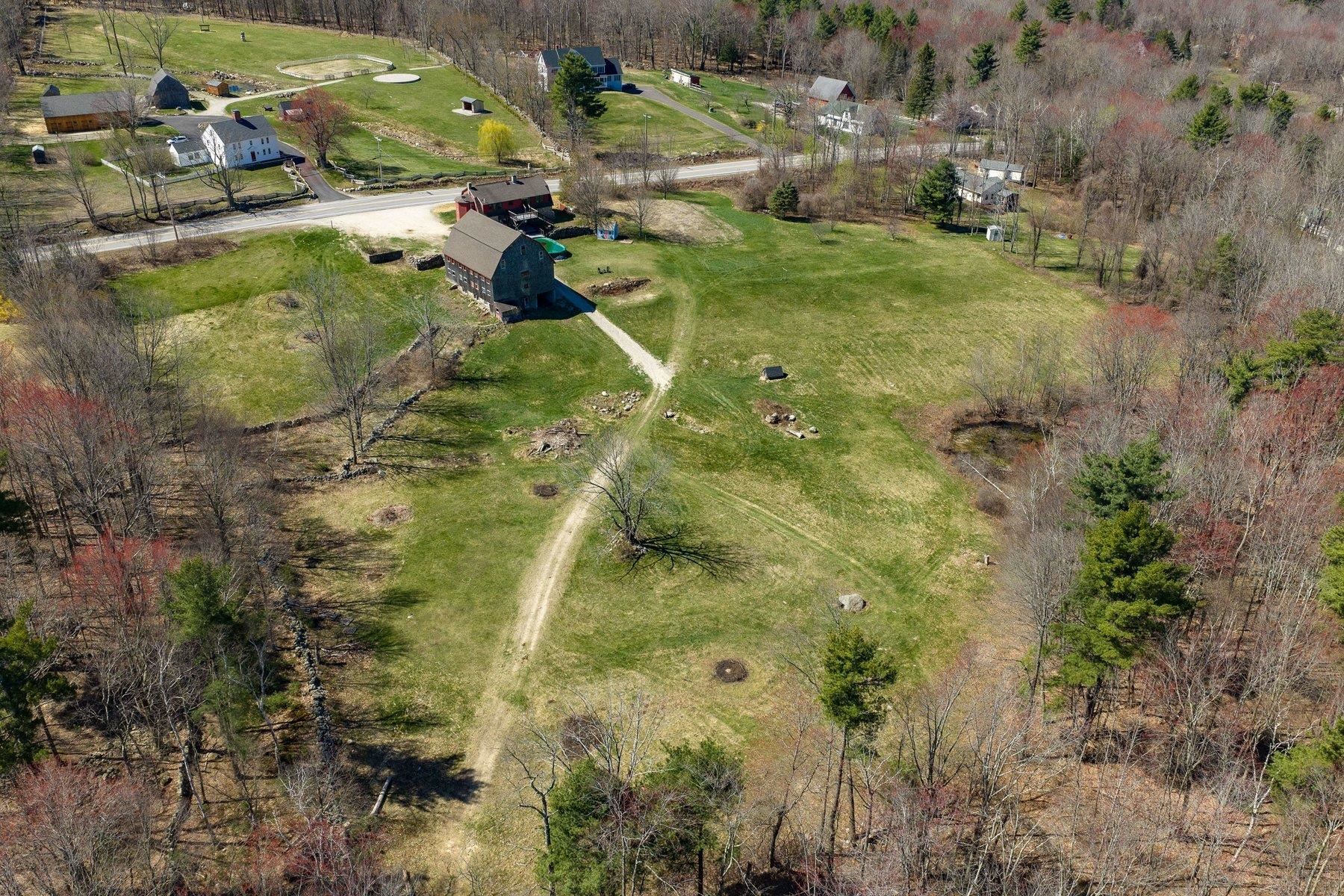 393 High Street Candia, NH 03034 - Photo 13 of 57