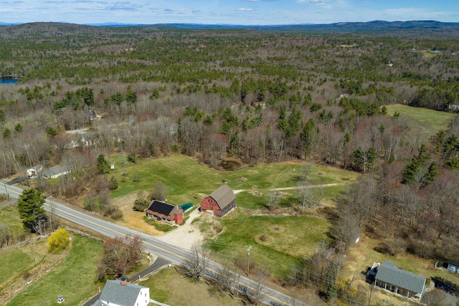 393 High Street Candia, NH 03034 - Photo 10 of 57