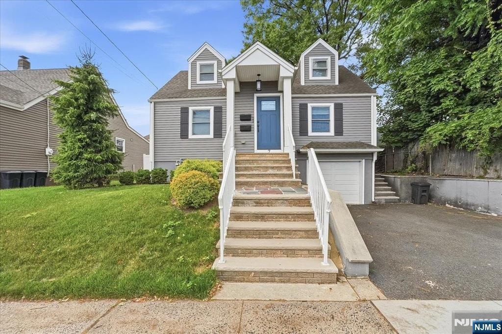7 Main Terrace Bloomfield, NJ 07003 - Photo 1 of 34