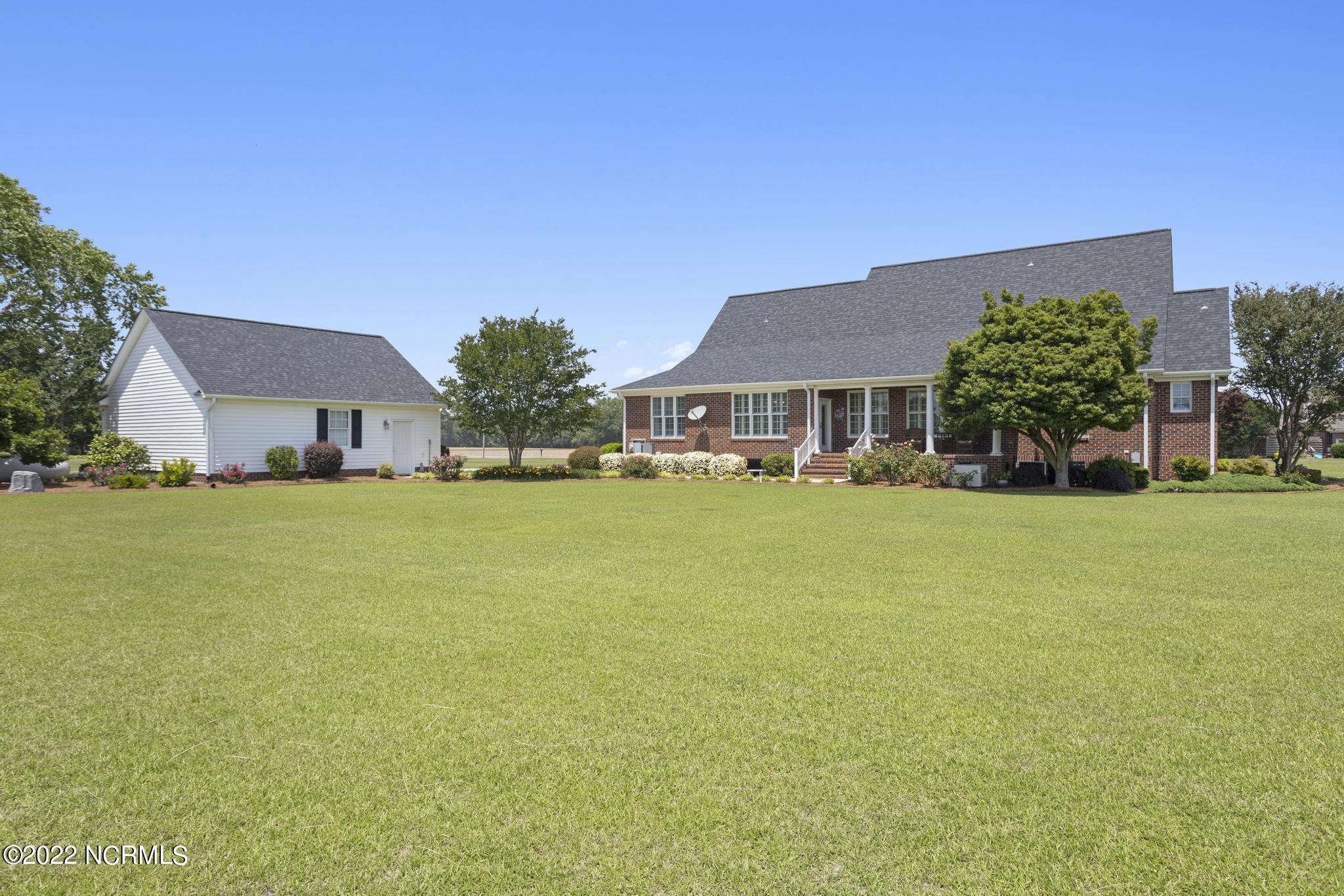 140 Brandon Road Beulaville, NC 28518 - Photo 36 of 50 IMG_7004