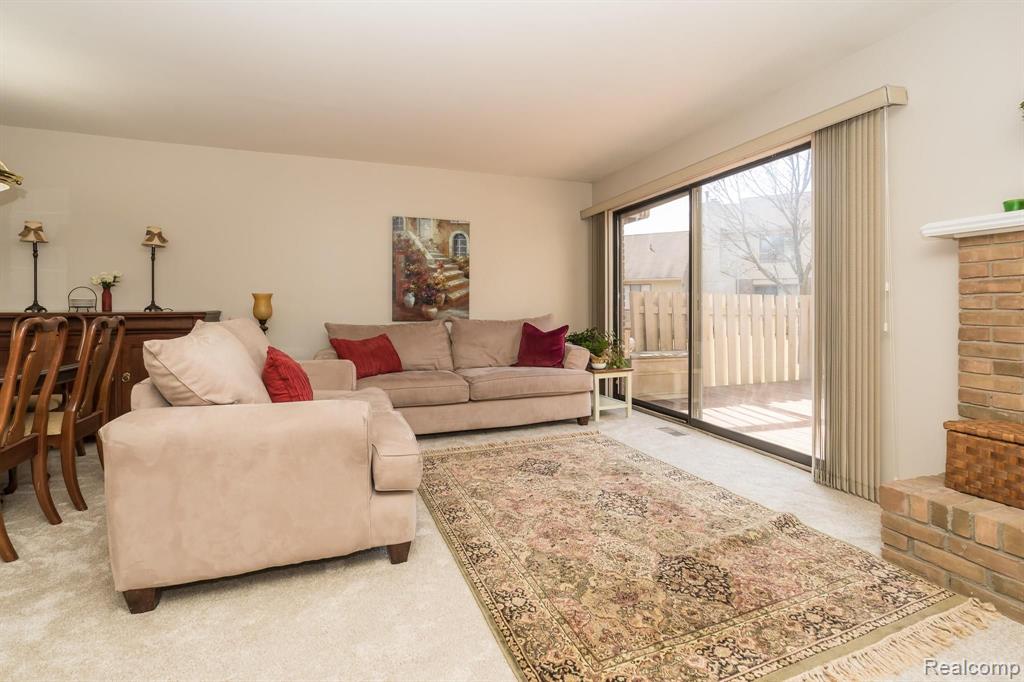 618 Byron Court Rochester Hills, MI 48307 - Photo 12 of 31