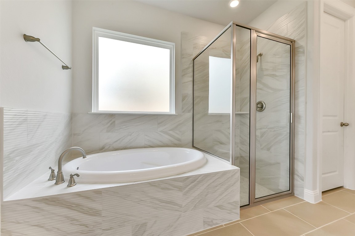 13015 Soaring Forest Drive Conroe, TX 77302 - Photo 22 of 39