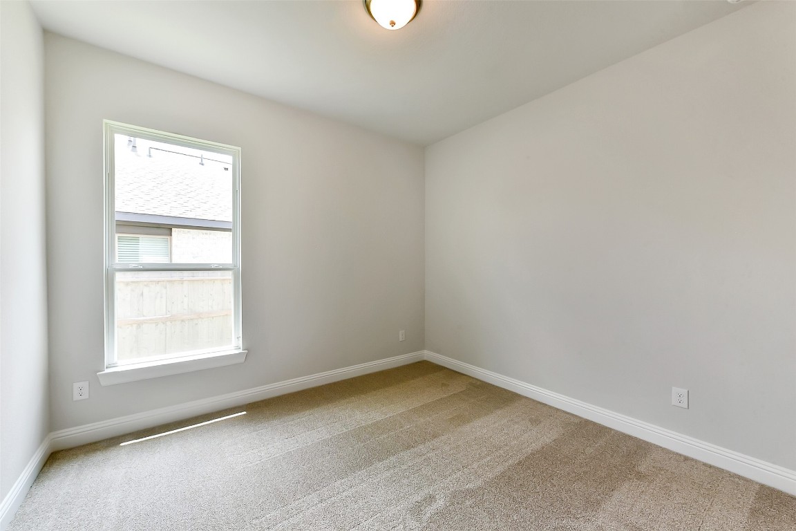 13015 Soaring Forest Drive Conroe, TX 77302 - Photo 29 of 39