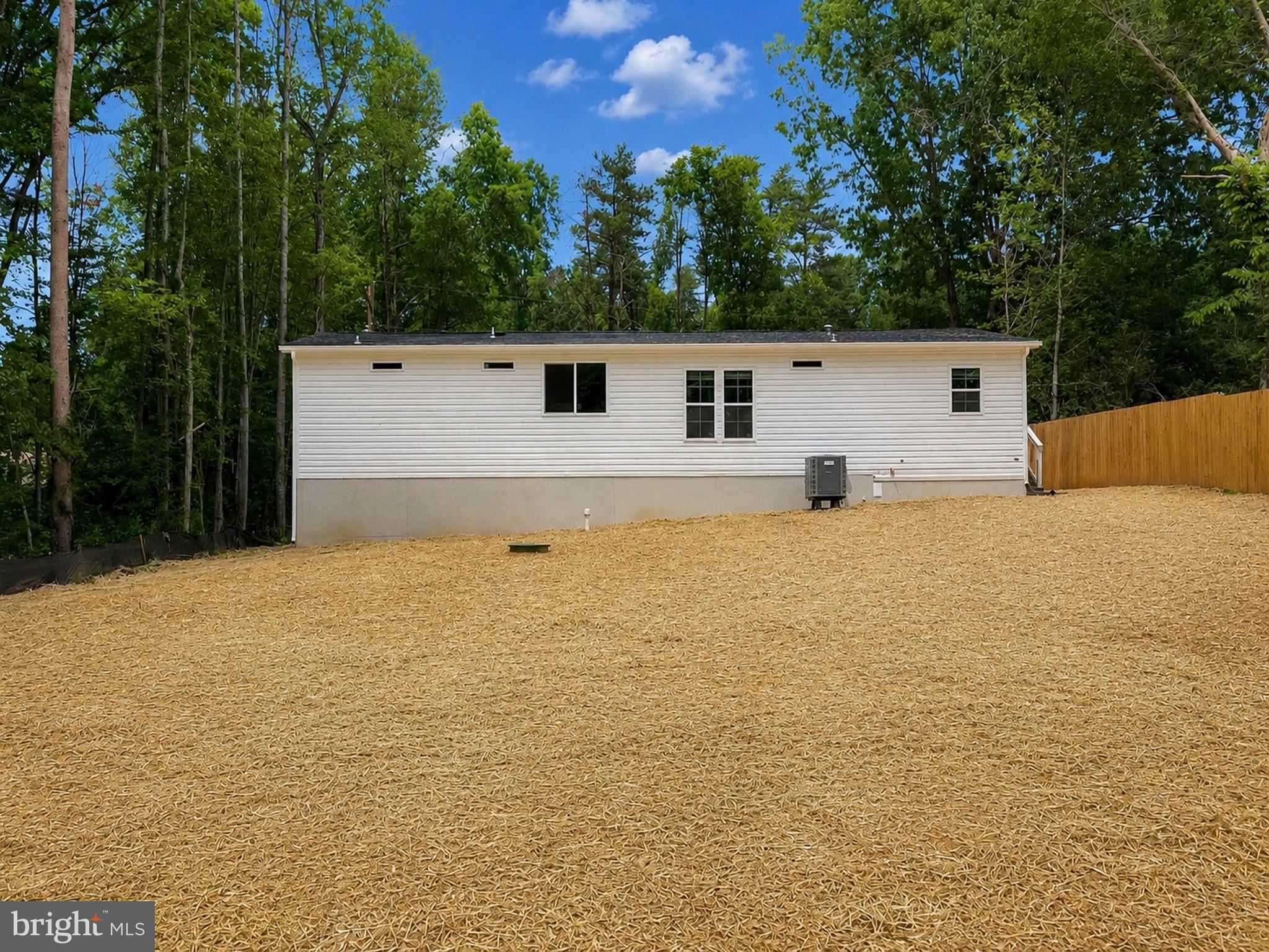 12032 Belfonte Road Bumpass, VA 23024 - Photo 3 of 27