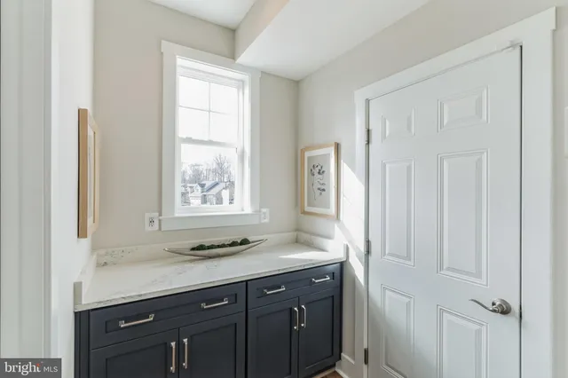 $799,990 | Falls, Sparks, MD 21152