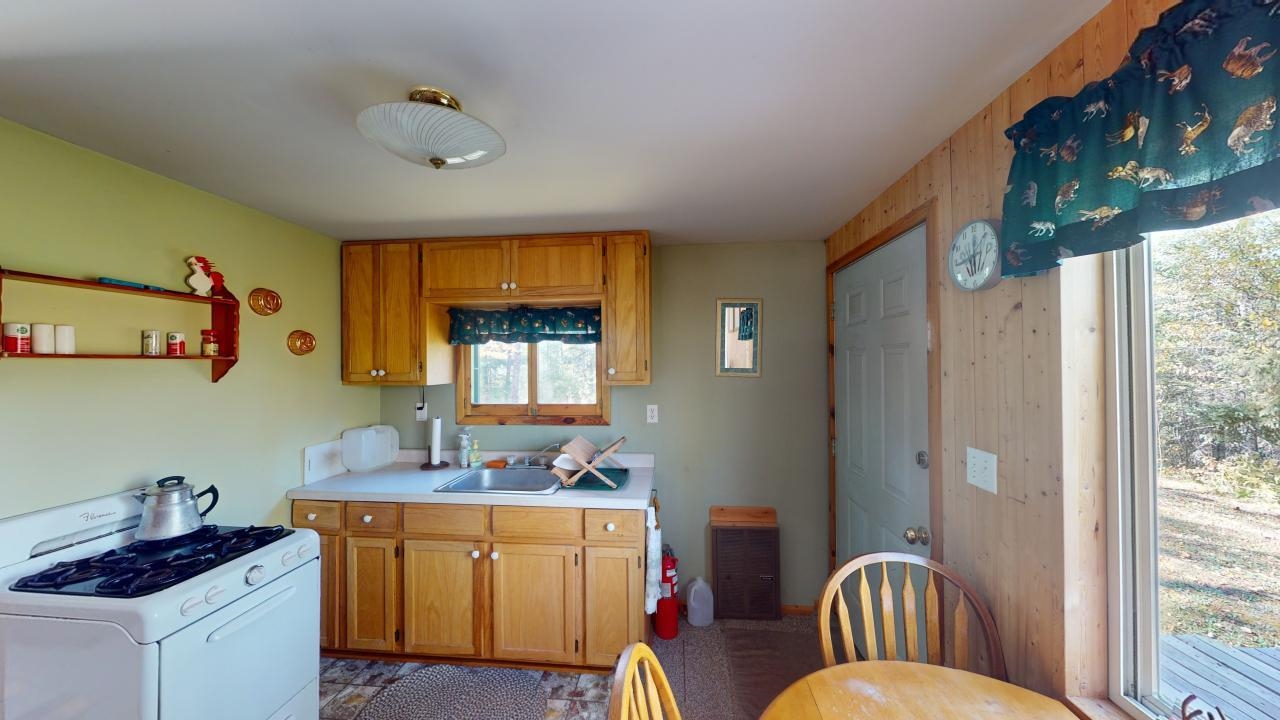 3897 Highway 23 Holyoke, MN 55749 - Photo 23 of 48