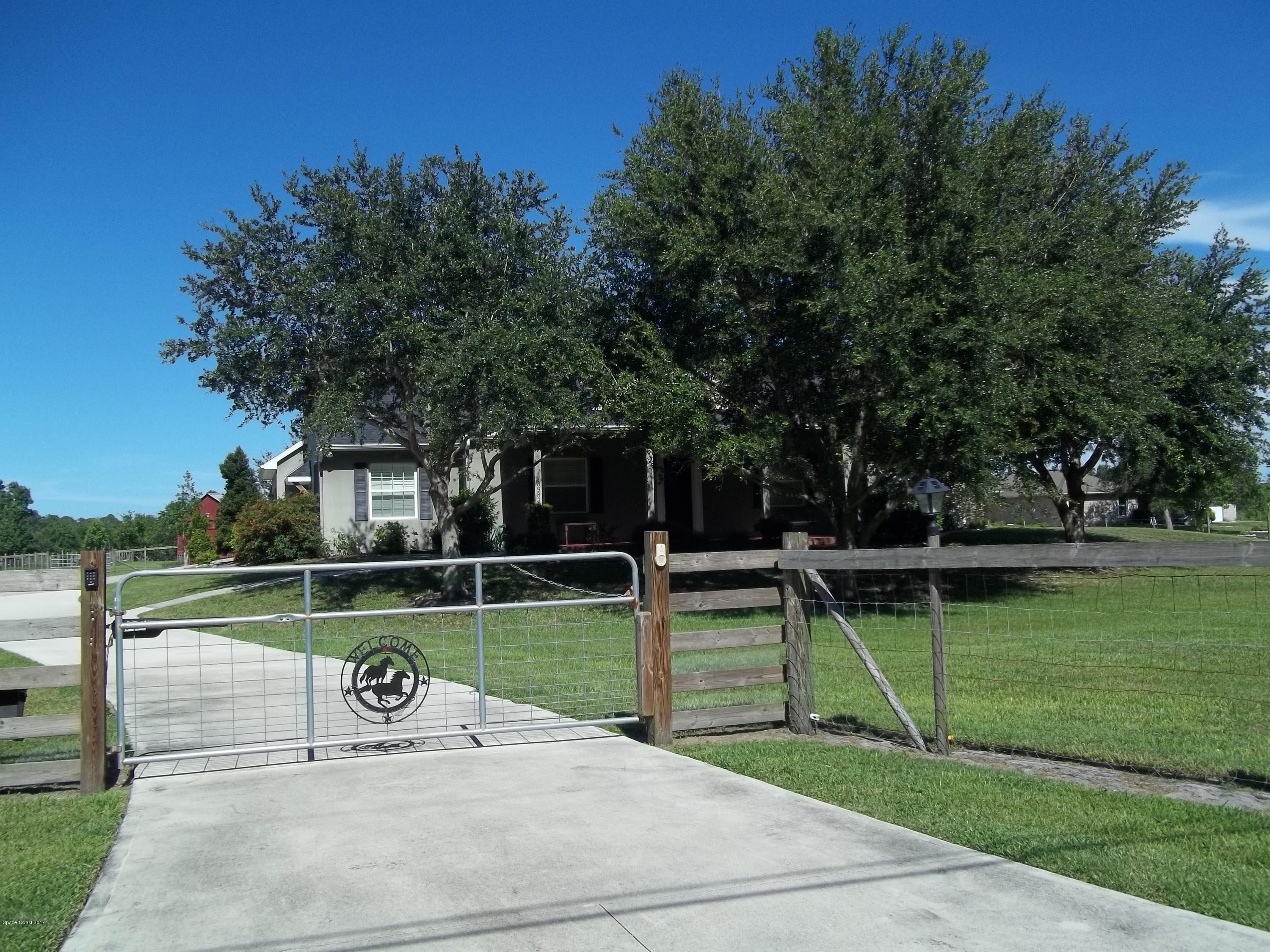 3983 Hammock Road Mims, FL 32754 - Photo 5 of 65 100_3720