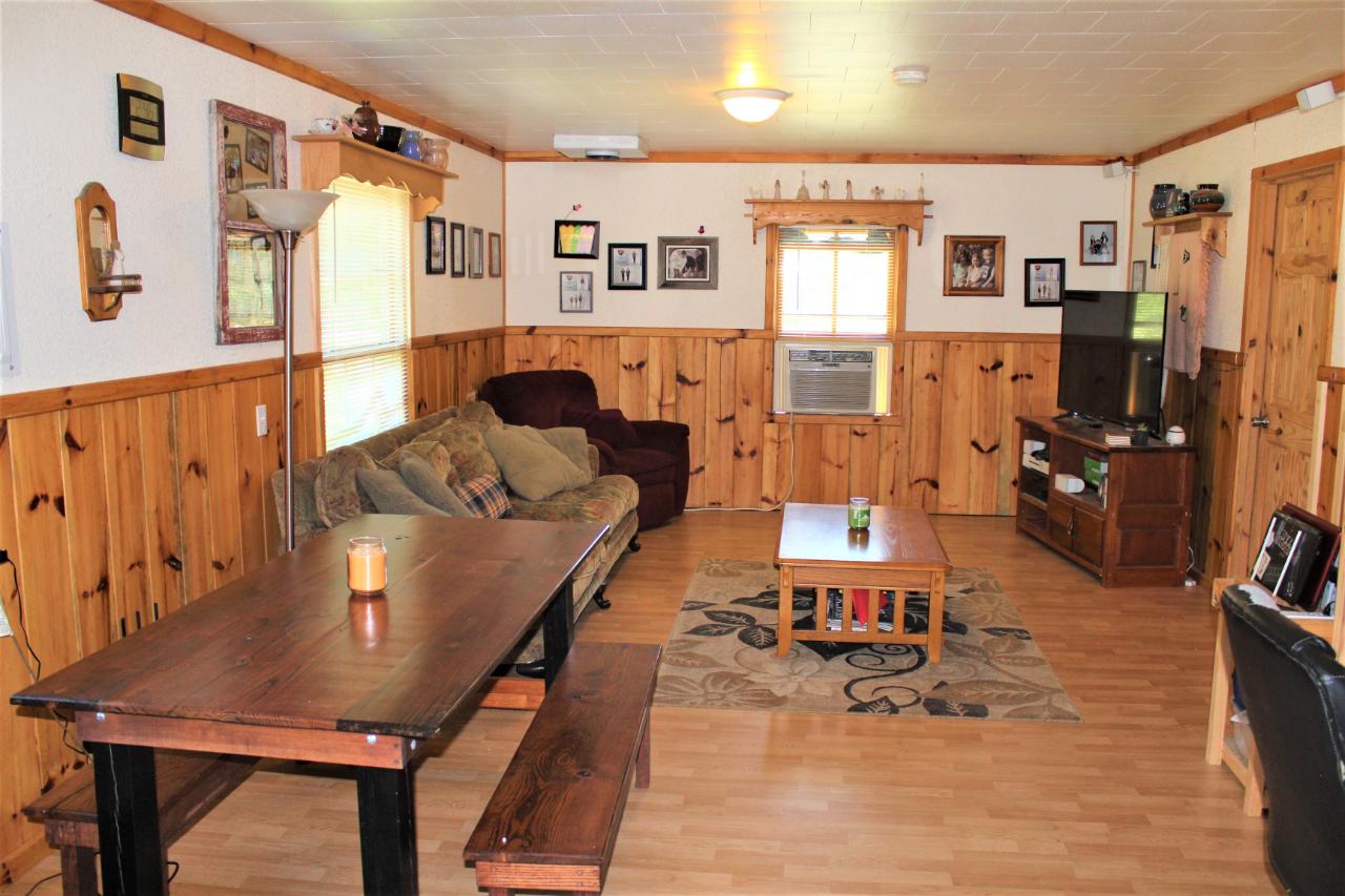 2275 E Road Tomahawk, WI 54487 - Photo 12 of 20 Gallery Image 12