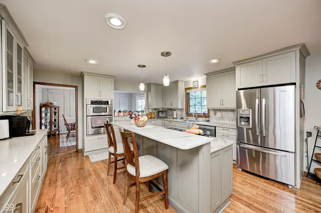 $925,000 | 6737 La Tour Circle, Indianapolis, IN 46278