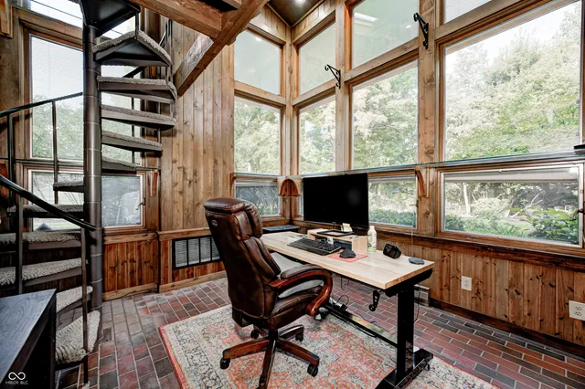 $925,000 | 6737 La Tour Circle, Indianapolis, IN 46278