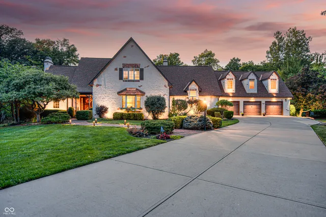 $925,000 | 6737 La Tour Circle, Indianapolis, IN 46278