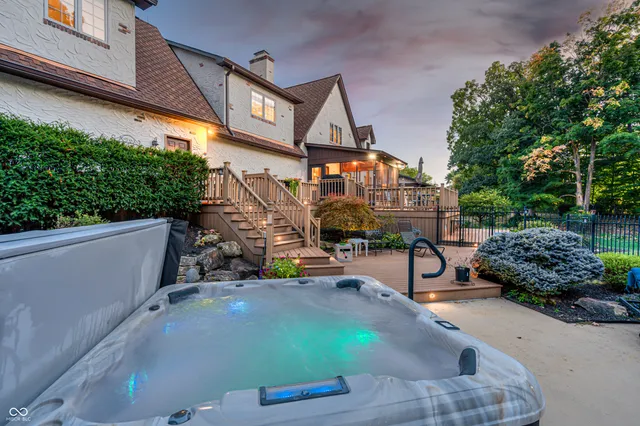 $925,000 | 6737 La Tour Circle, Indianapolis, IN 46278