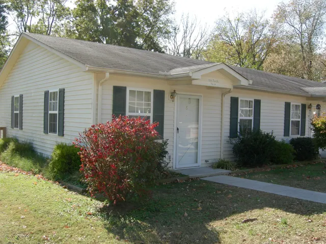 $895 | 124 Fair Street, Unit 5, McMinnville, TN 37110