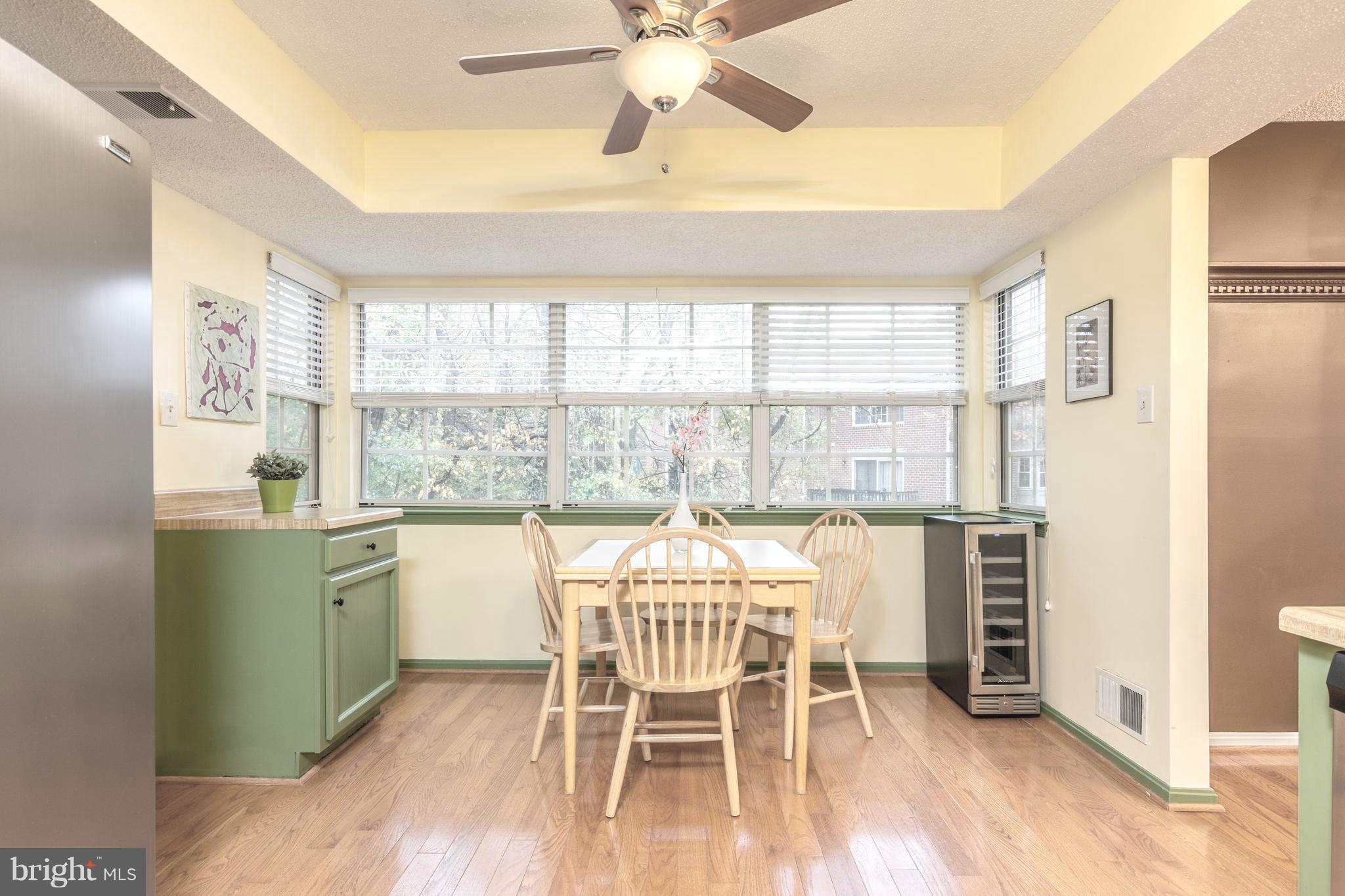11343 Baroque Road Silver Spring, MD 20901 - Photo 10 of 43 Eat in daylit kitchen or dining room