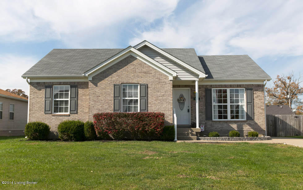 135 Madison Rae Boulevard Shepherdsville, KY 40165 - Photo 2 of 18 1