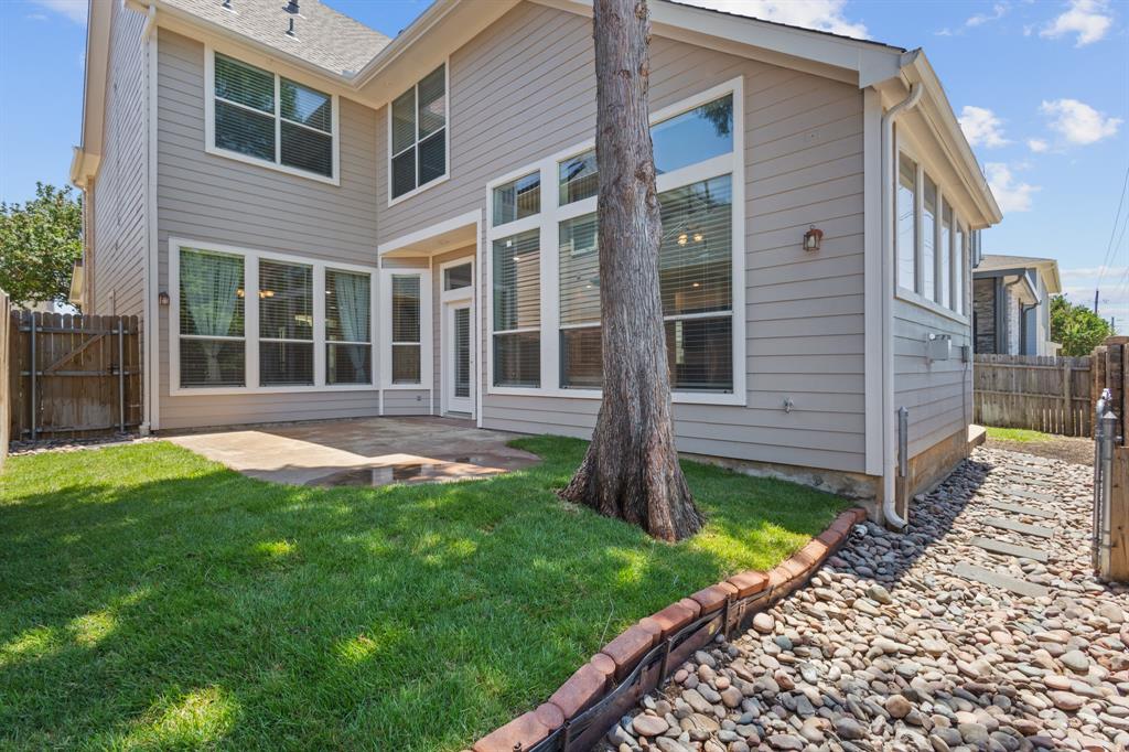 2223 Grizzly Run Lane Euless, TX 76039 - Photo 28 of 30