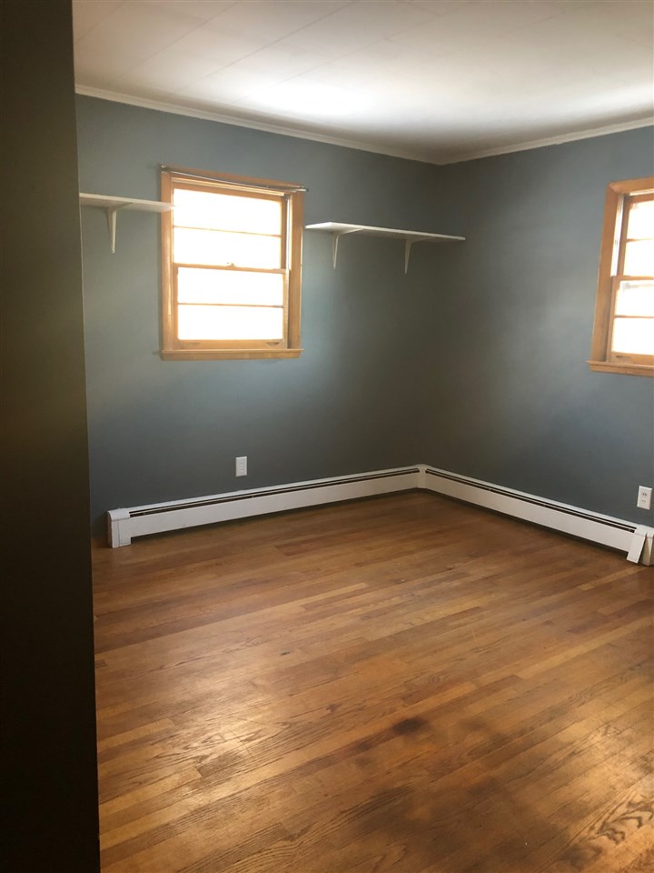62 Watkins Avenue Rutland, VT 05701 - Photo 3 of 20