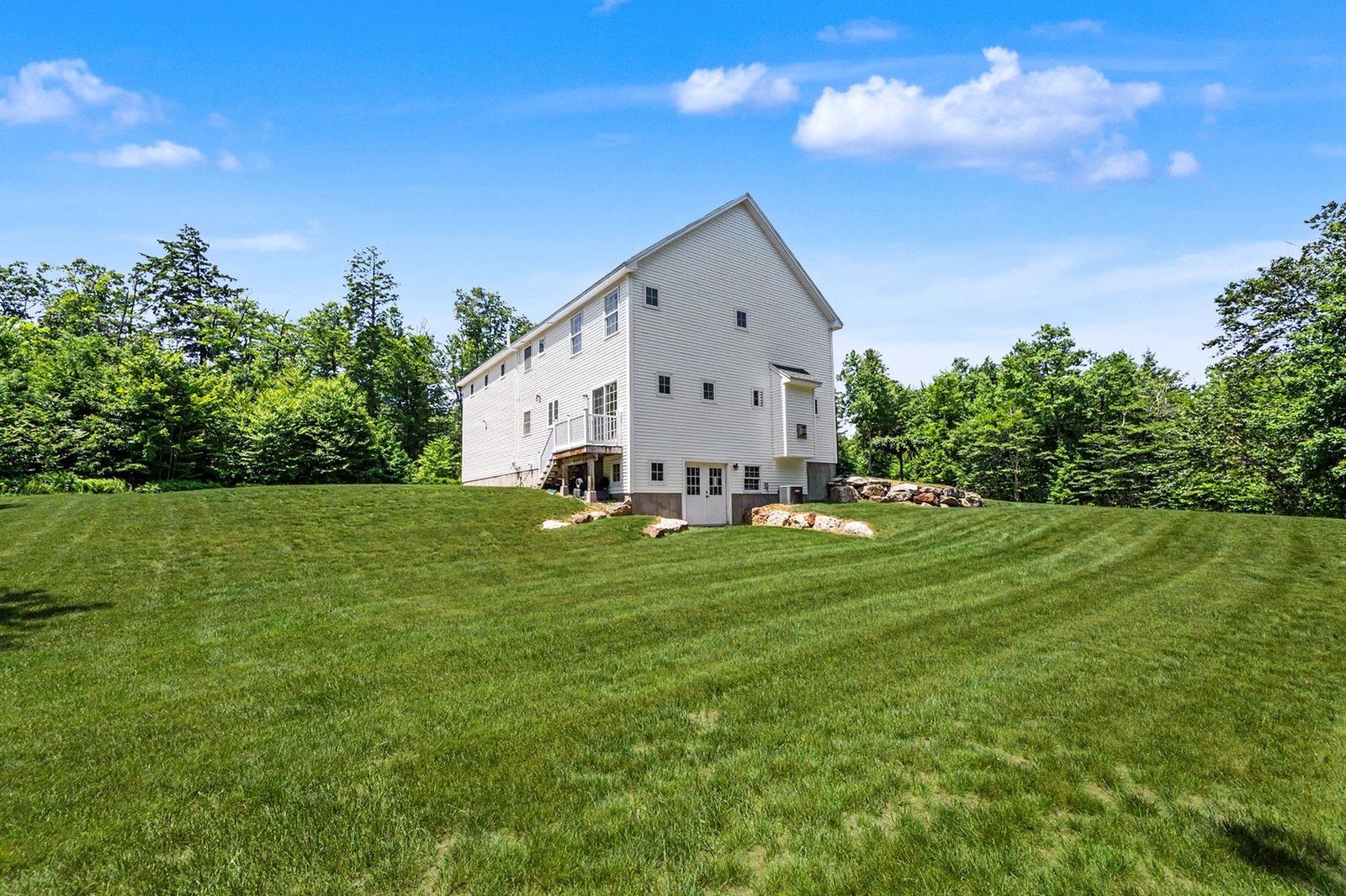 11 Lorden Road New Boston, NH 03070 - Photo 6 of 36