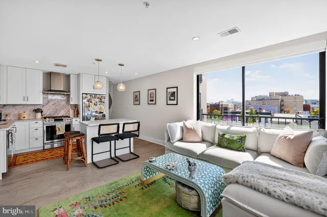 $3,999 | 1634 14th Street Northwest, Unit 501, Washington, DC 20009