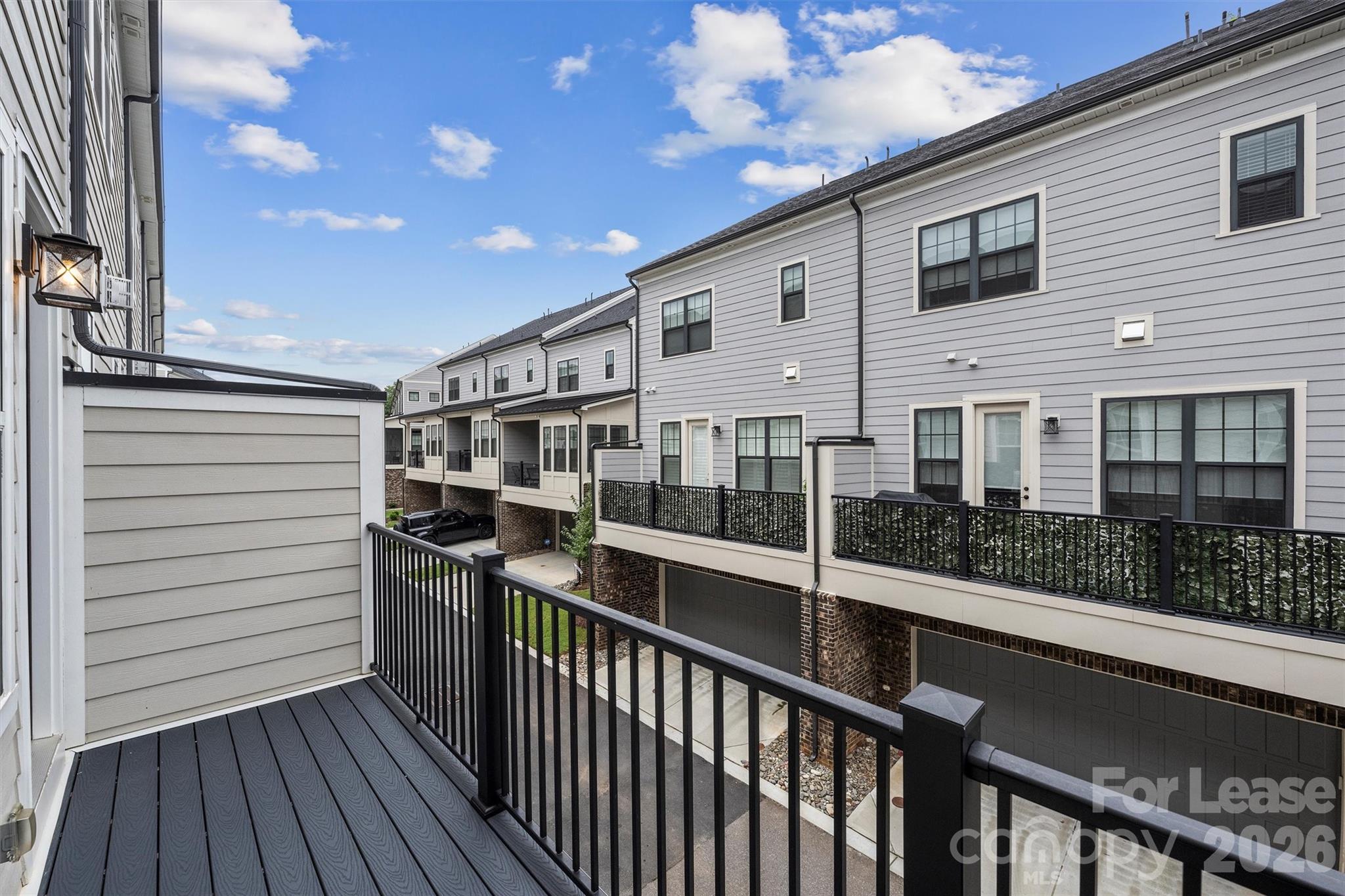 5038 Harrowsmith Lane Charlotte, NC 28204 - Photo 22 of 33 a view of a balcony