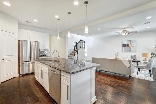 $395,000 | 10600 Tramonto Drive, Unit 9, Austin, TX 78748