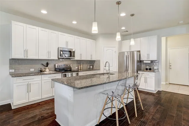 $395,000 | 10600 Tramonto Drive, Unit 9, Austin, TX 78748