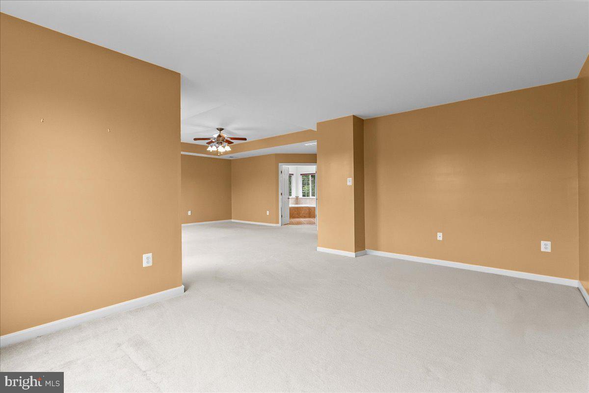 53 Hamstead Road Fredericksburg, VA 22405 - Photo 22 of 52 Primary Bedroom Sitting area