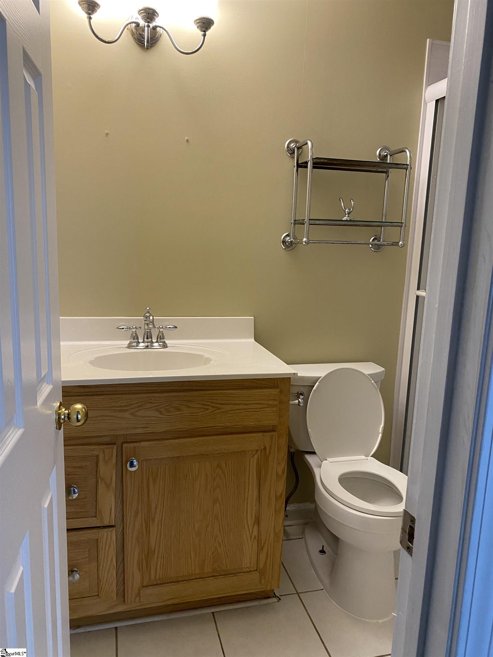 115 Hawkesbury Road Simpsonville, SC 29681 - Photo 4 of 18 Gallery Image 4