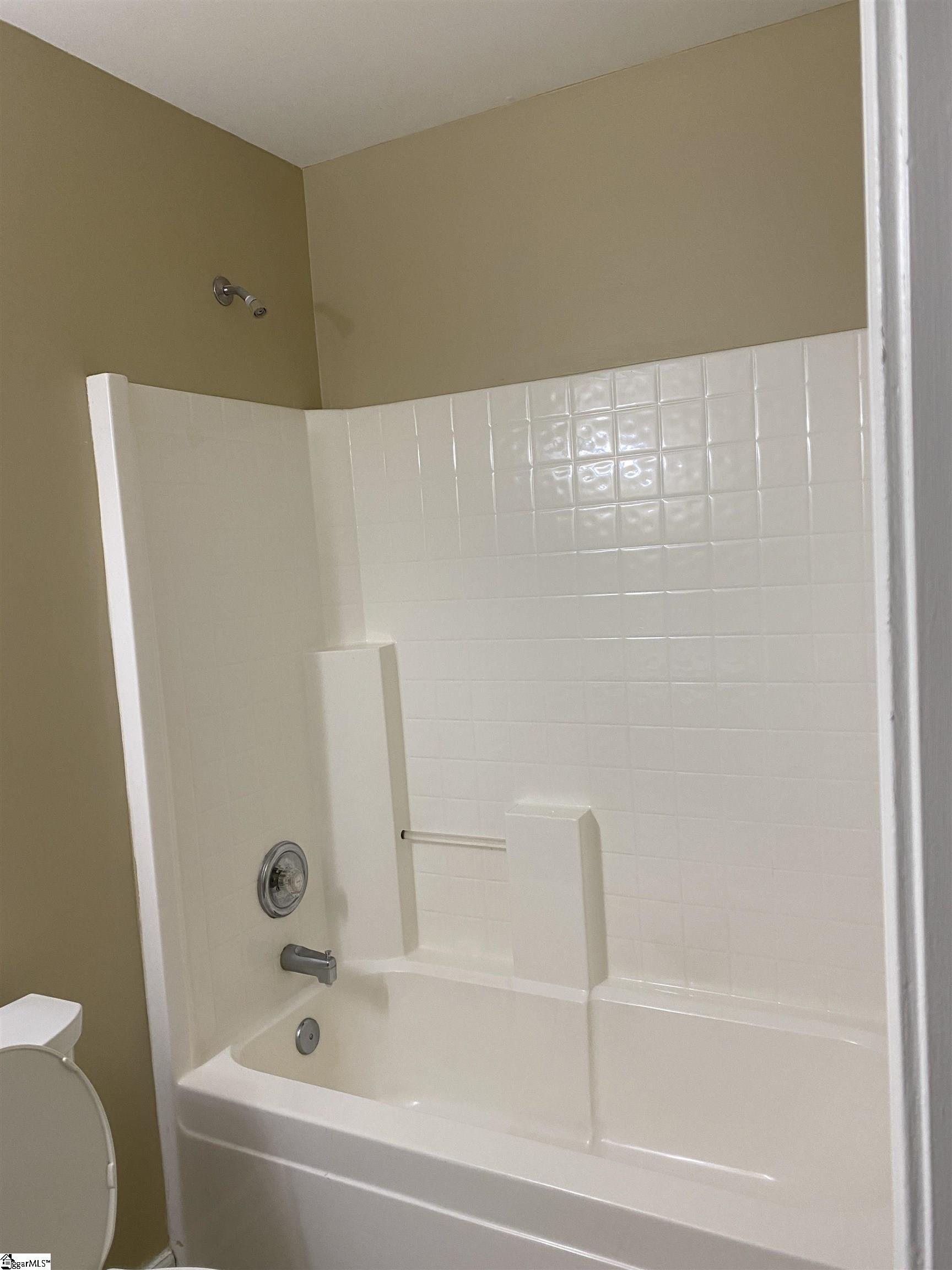115 Hawkesbury Road Simpsonville, SC 29681 - Photo 10 of 18 Gallery Image 10