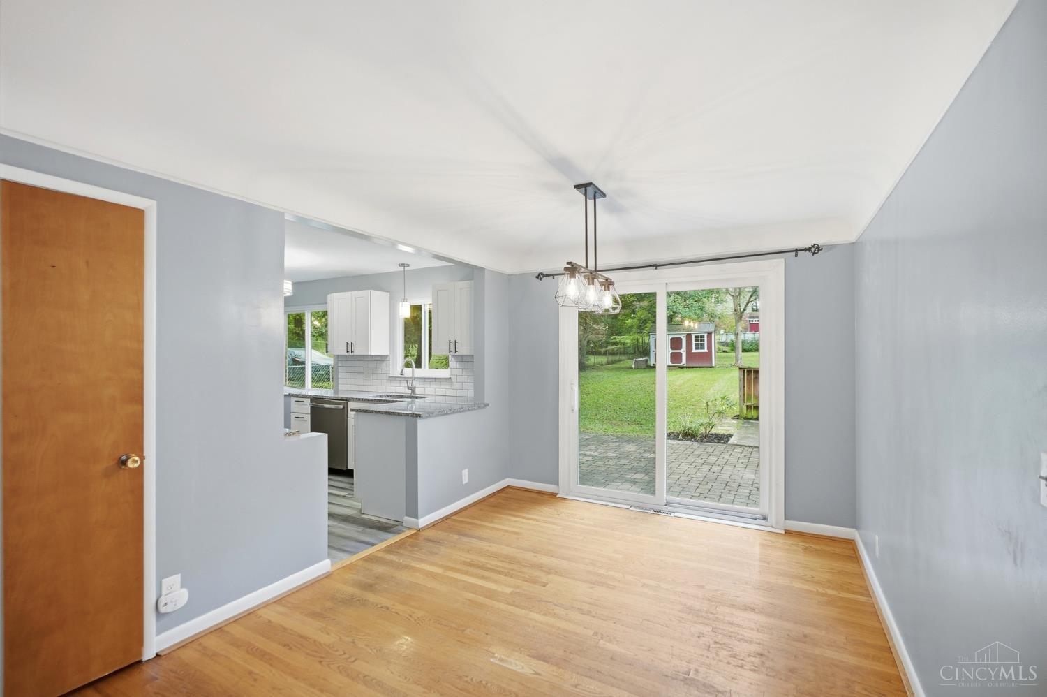 1037 Markley Road Cincinnati, OH 45230 - Photo 5 of 24 Gallery Image 5
